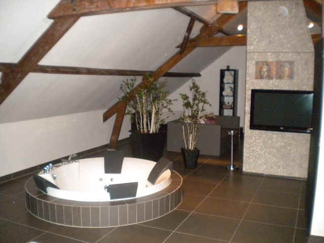 2018-FOTO'S KIM EN LOENHOUT 060.jpg (44996 bytes)